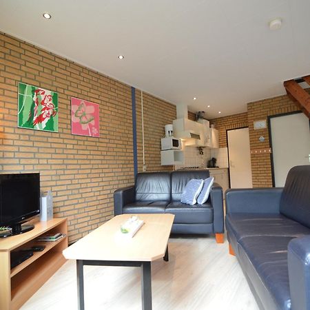 Lovely Holiday Home In Limburg Amid Lush Forest Stramproy Екстер'єр фото
